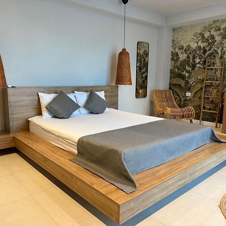 Luuma Hotel Două Mai Екстериор снимка