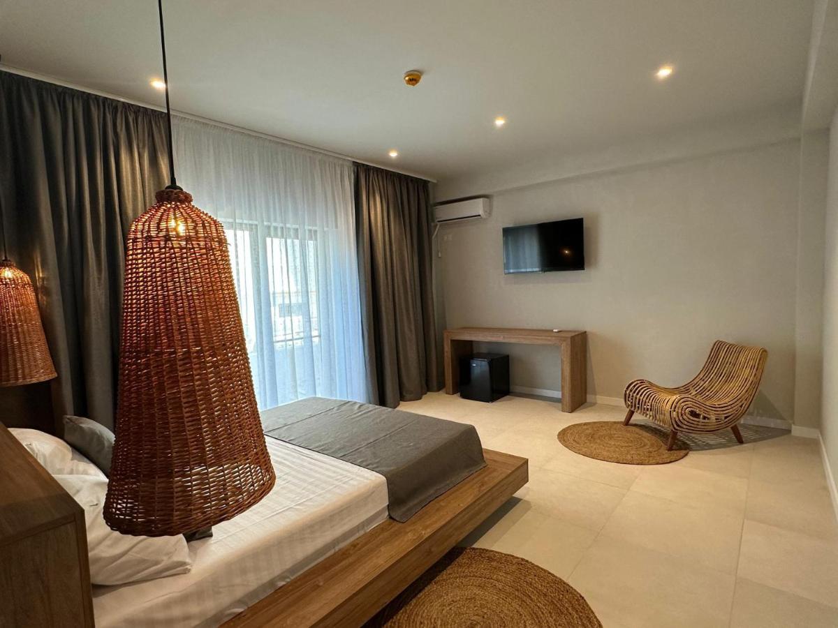 Luuma Hotel Două Mai Екстериор снимка