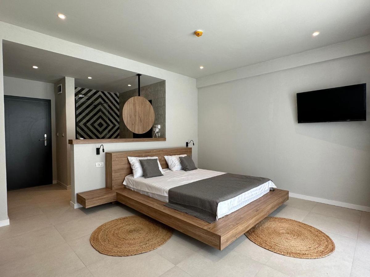 Luuma Hotel Două Mai Екстериор снимка