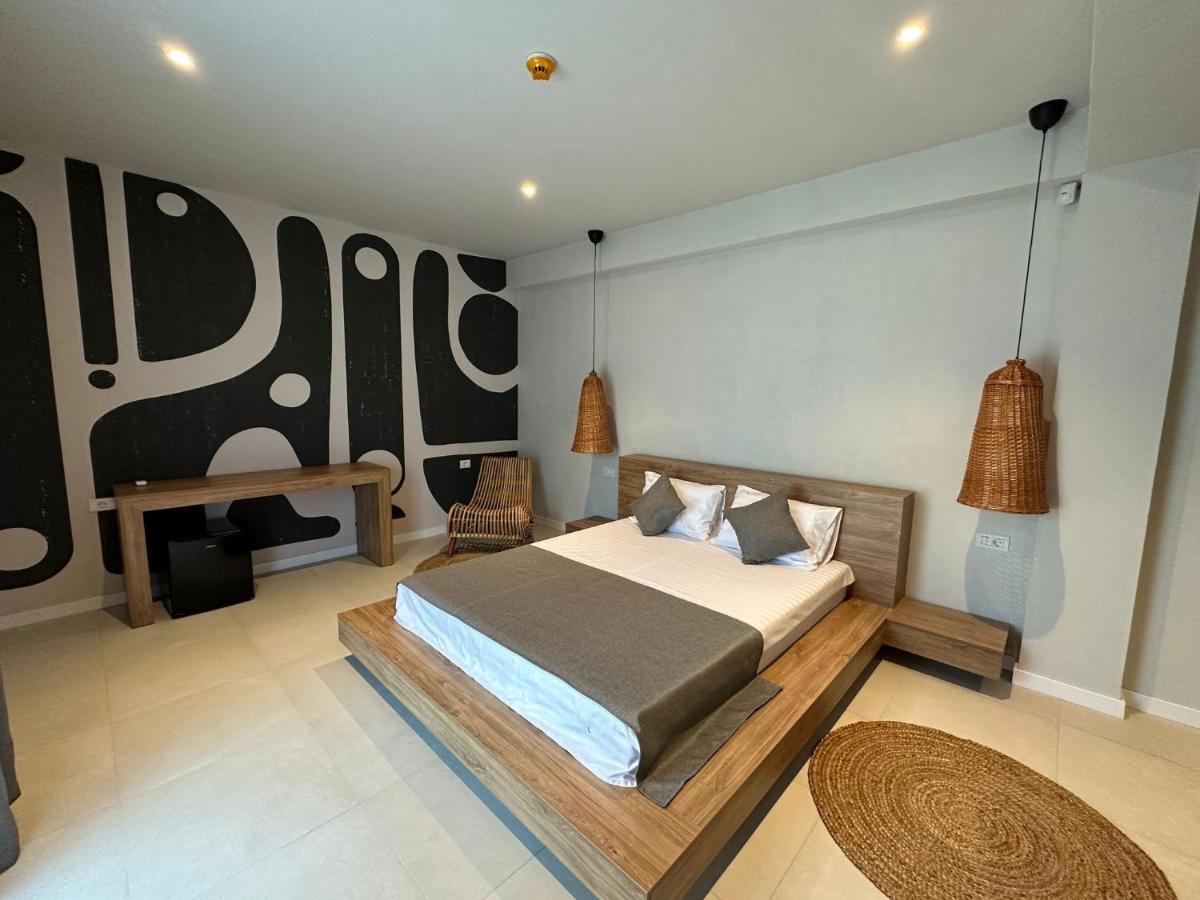 Luuma Hotel Două Mai Екстериор снимка