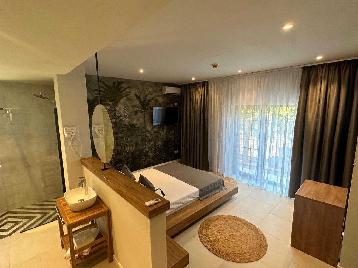 Luuma Hotel Două Mai Екстериор снимка