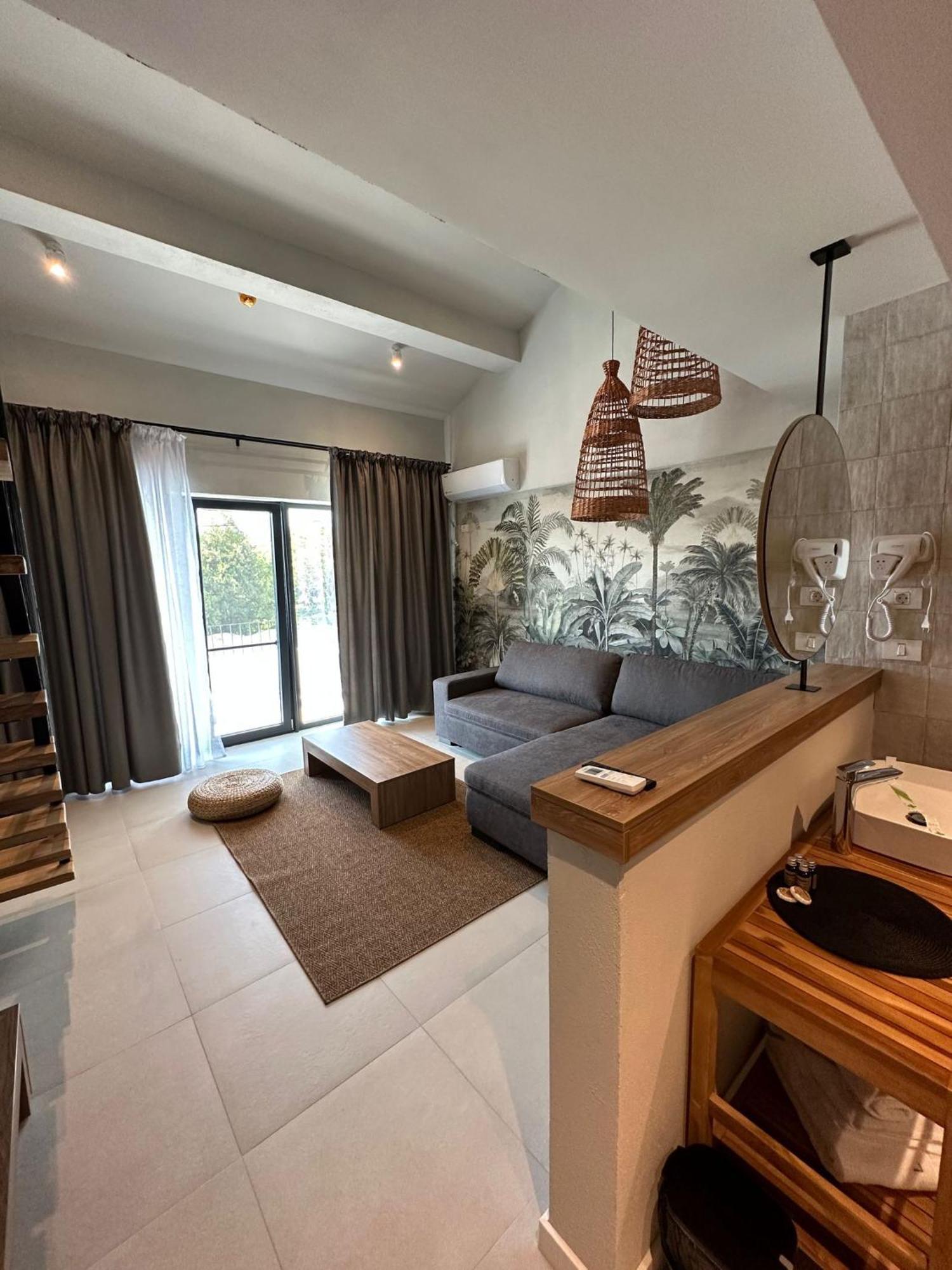 Luuma Hotel Două Mai Екстериор снимка