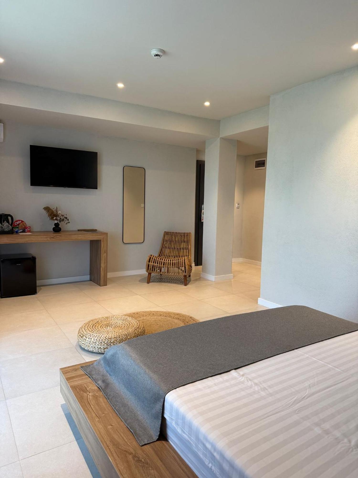 Luuma Hotel Două Mai Екстериор снимка