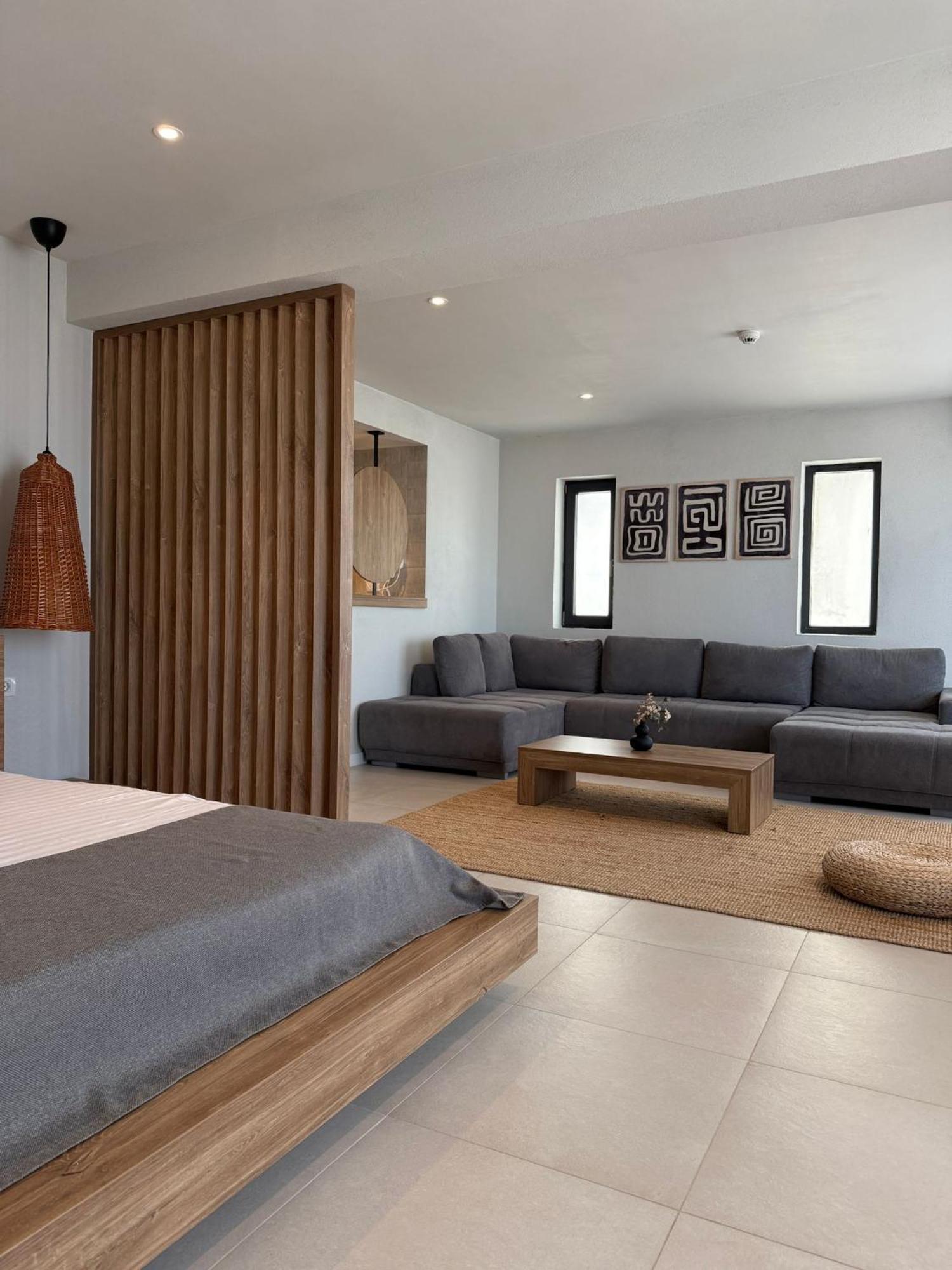 Luuma Hotel Două Mai Екстериор снимка