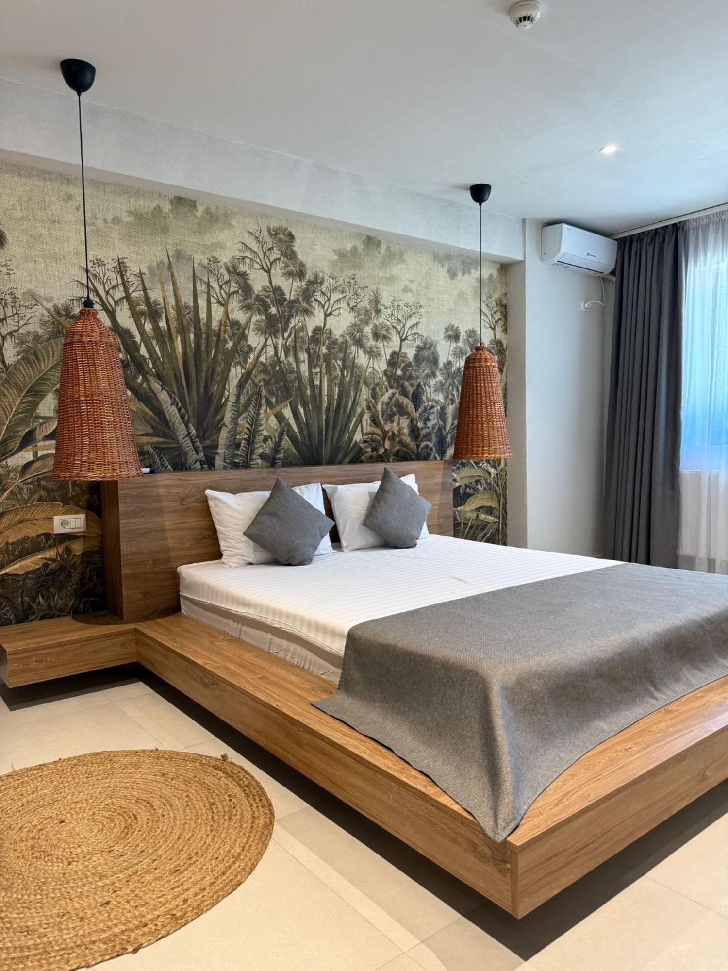 Luuma Hotel Două Mai Екстериор снимка